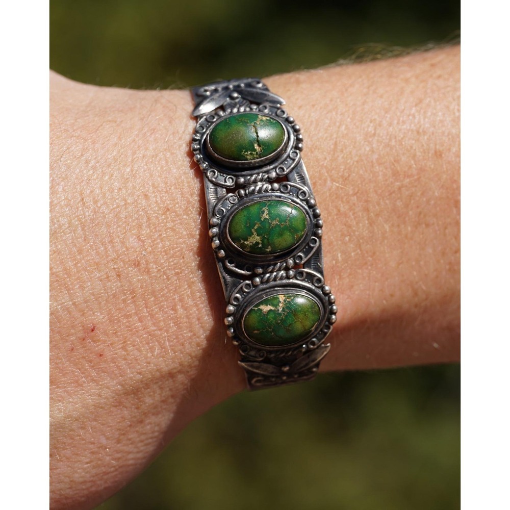 Old‎ Pawn Native Indian Sterling Silver Green Turquoise Cuff Bracelet - 1930's